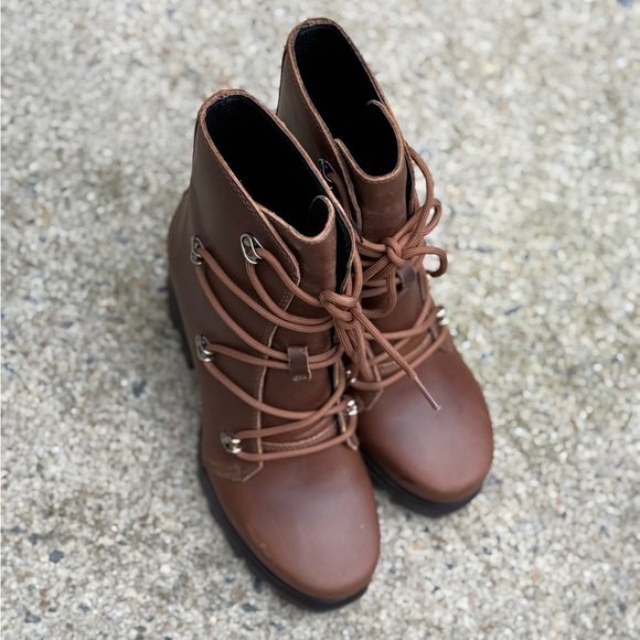 Sorel Brown Lace-Up Boots - Picture 5 of 16